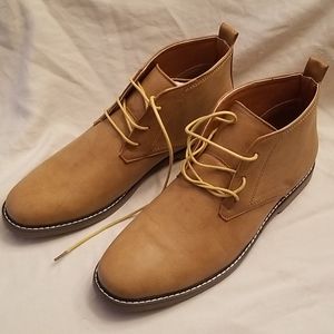 Braveman Clark Chukka Boots (new in box)
